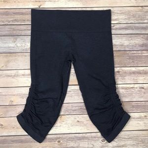 Lululemon Flow Crop 2 in Heathered Deep Navy